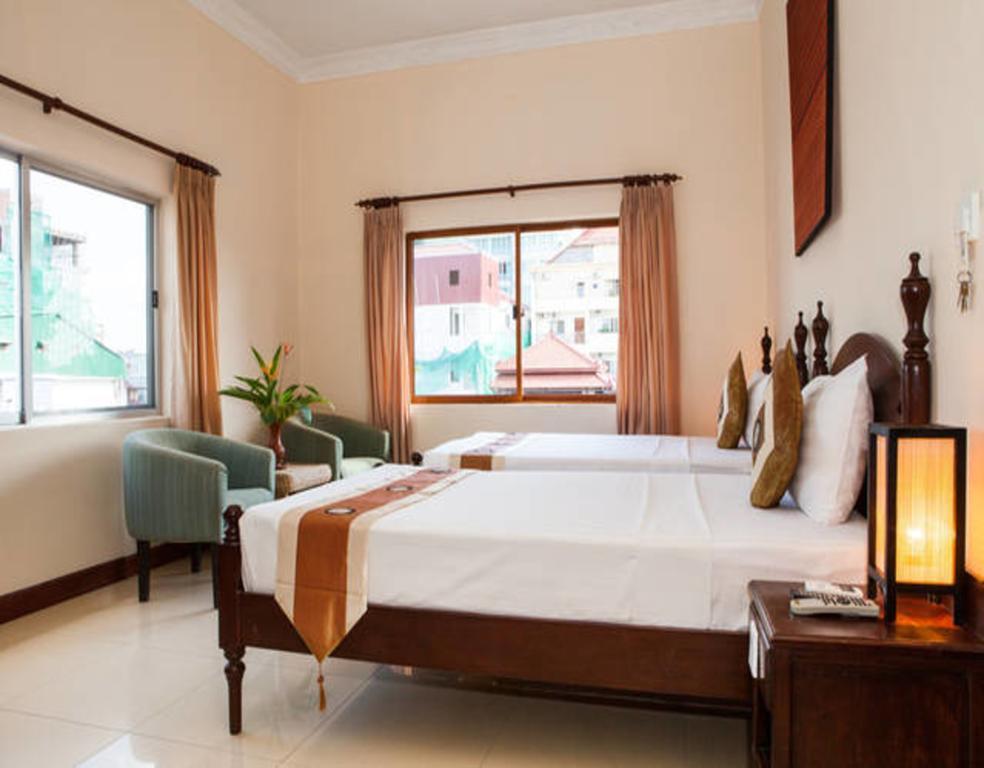 Anise Hotel And Restaurant Phnom Penh Exterior foto